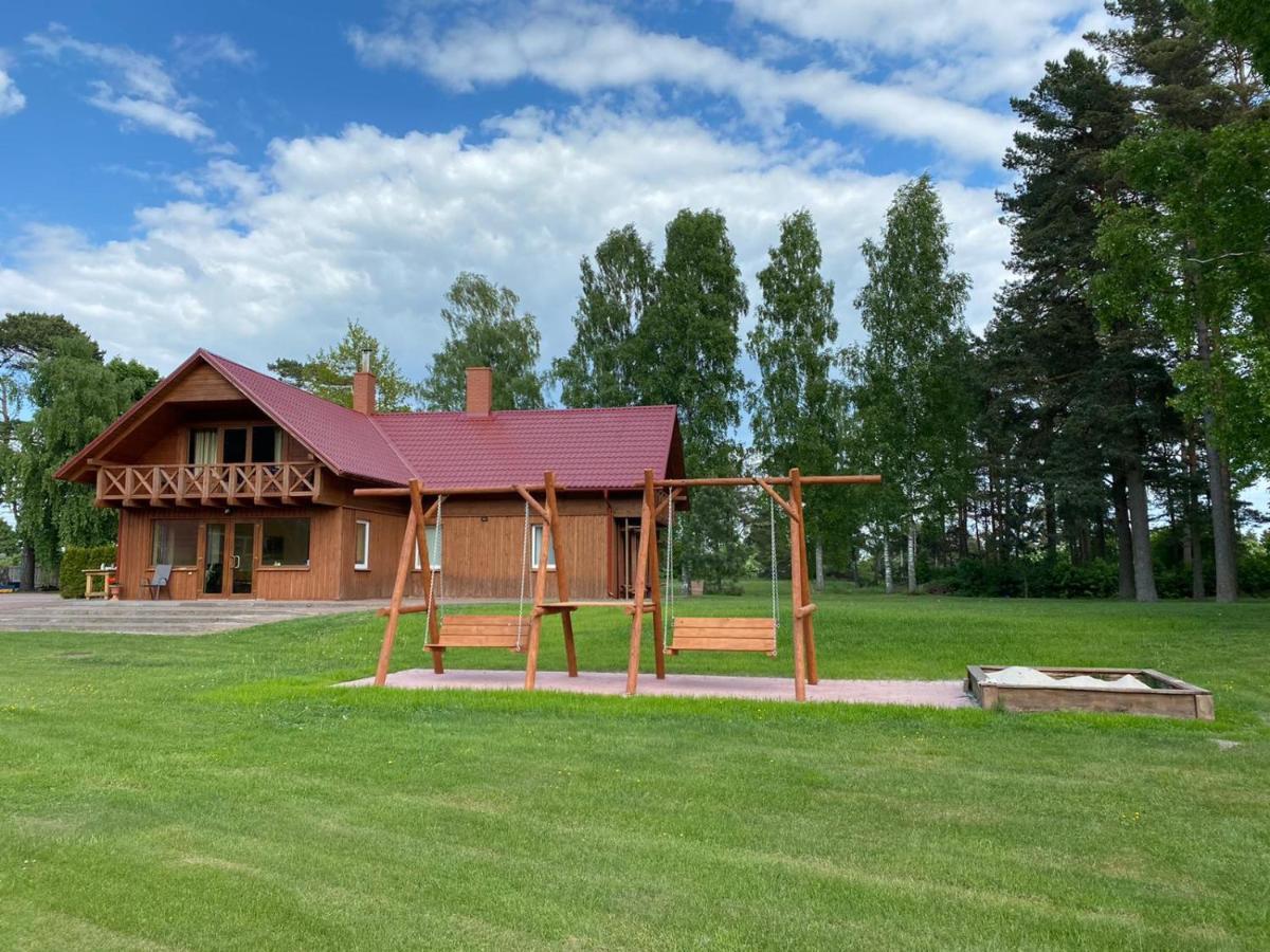 Guest House Vilcini Bernāti Exteriör bild