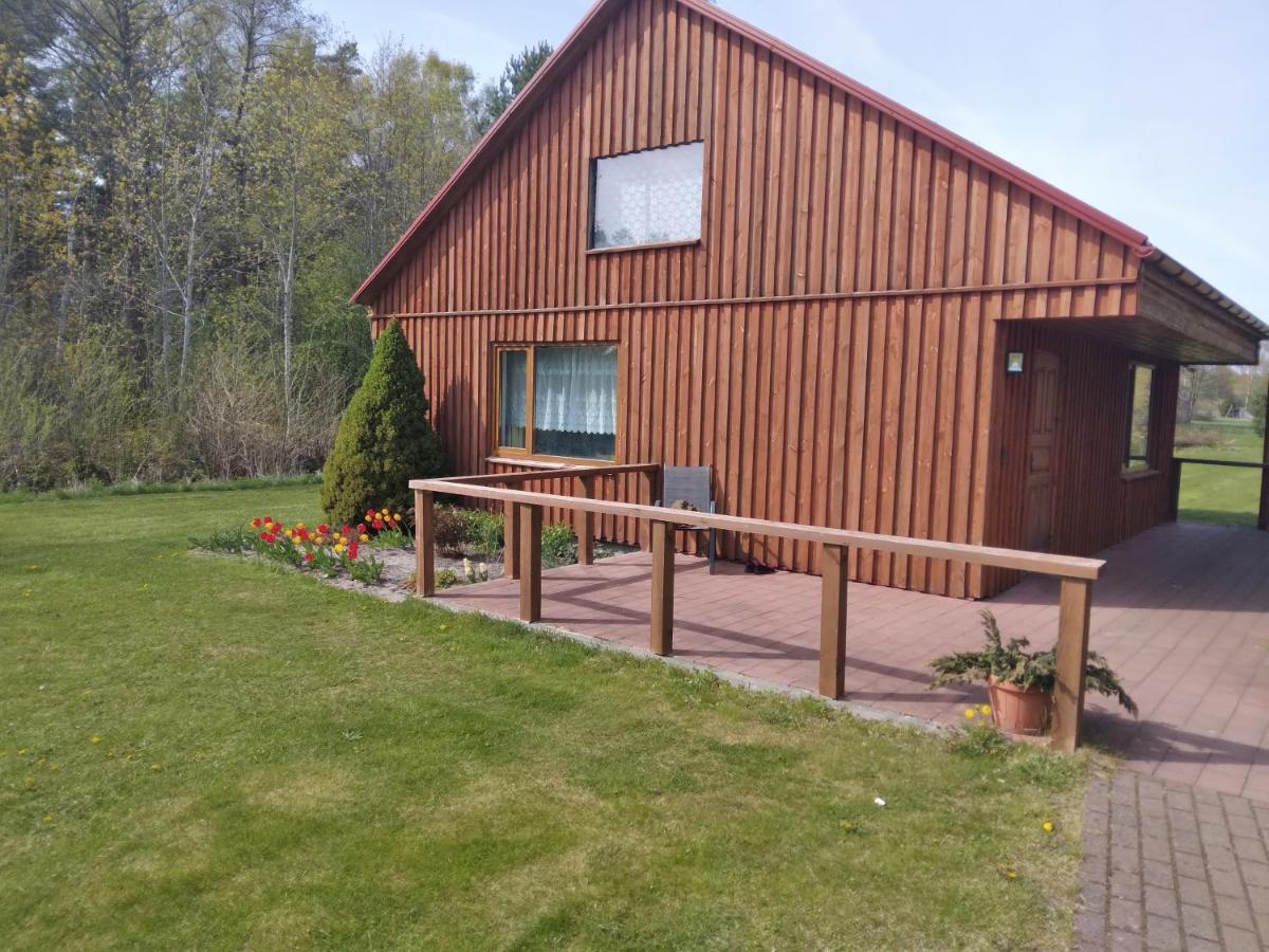 Guest House Vilcini Bernāti Exteriör bild