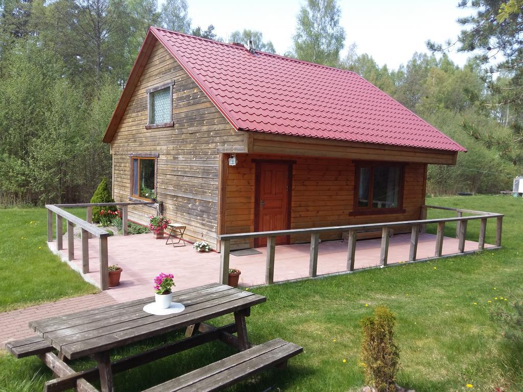 Guest House Vilcini Bernāti Exteriör bild