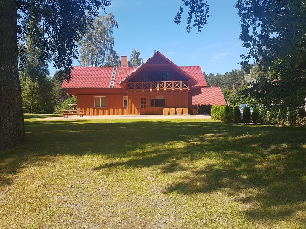 Guest House Vilcini Bernāti Exteriör bild